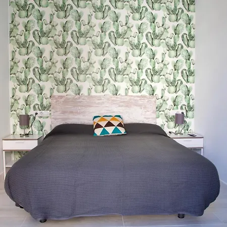 Malagaurbanrooms - * Malaga