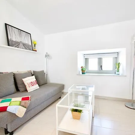 Malagaurbanrooms - Apartment